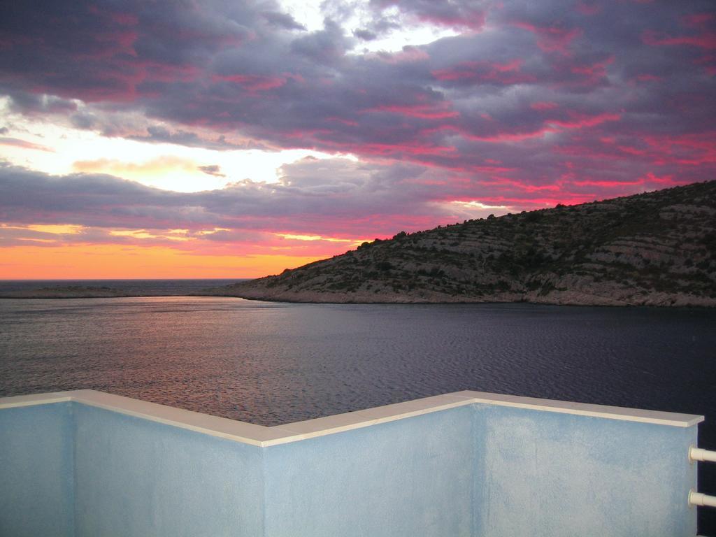 Villa Gorica Apartments Razanj Luaran gambar
